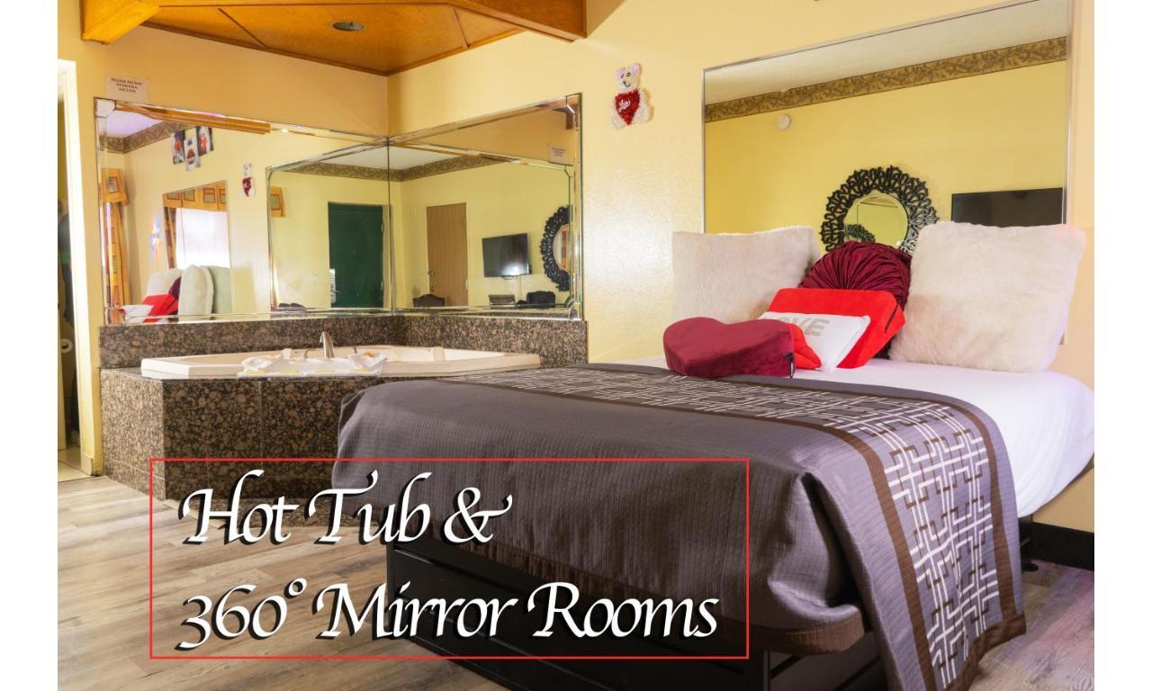 Luxe Romantic Suites Dolton Exterior foto